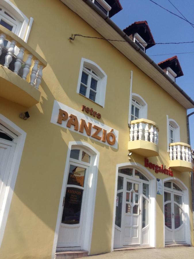 Bed and Breakfast Retro Panzio Pécs Exterior foto
